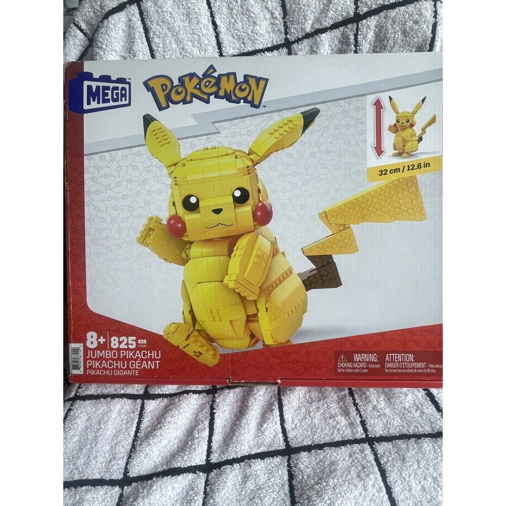 MEGA Pokémon Jumbo Pikachu Building Set - 825pcs